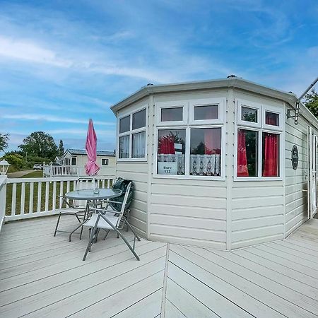 Great Dog Friendly Caravan To Hire With Field Views In Norfolk Ref 10132B Belton with Browston Buitenkant foto